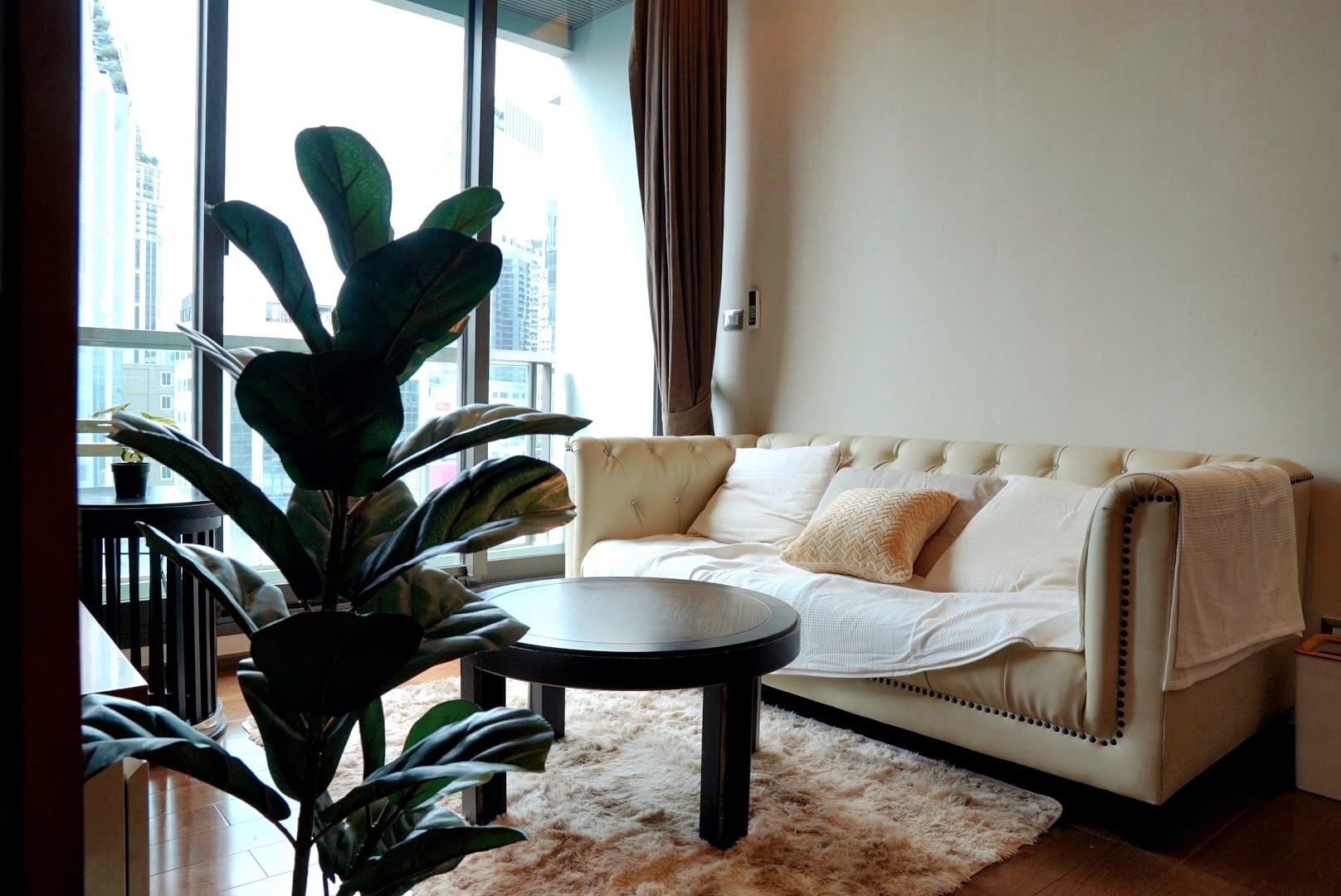 ให้เช่า / ขาย The Address Sukhumvit 28 – คอนโดหรู ใจกลางพร้อมพงษ์ เดินเพียง 300 ม. ถึง BTS!