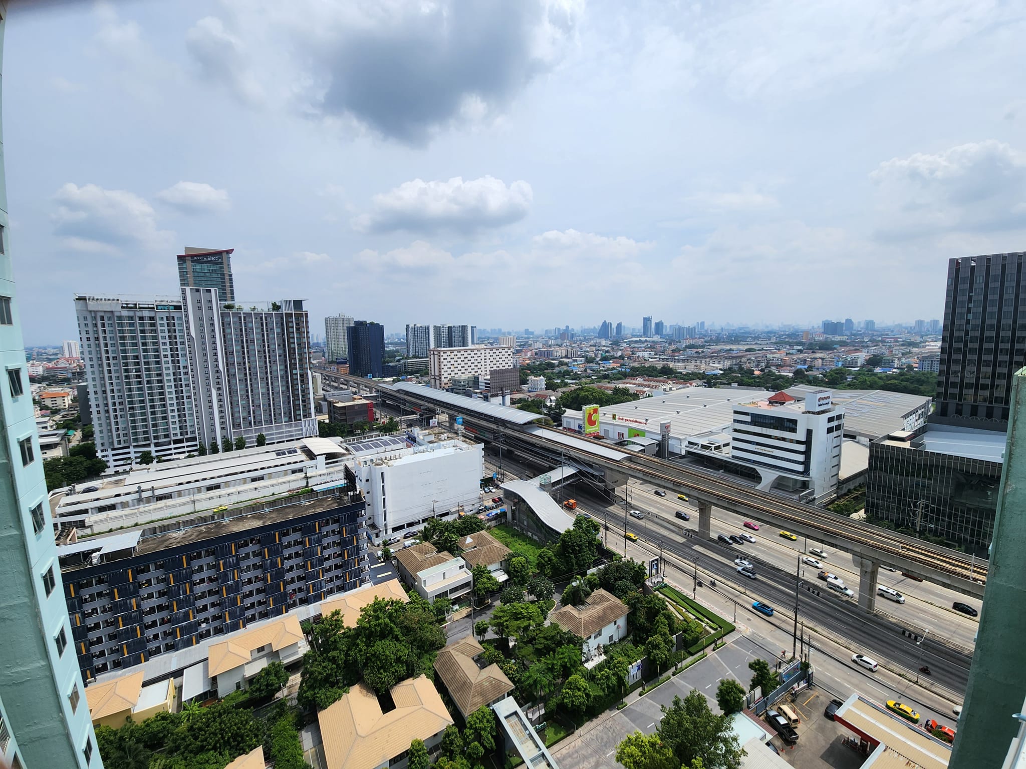 ให้เช่าคอนโด Lumpini Park Rattanathibet – Ngamwongwan ลุมพินี พาร์ค รัตนาธิเบศร์-งามวงศ์วาน อาคาร A ชั้น 22 ขนาด 27 ตร.ม. ห้องมุม พร้อมเครื่องใช้ไฟฟ้าและเครื่องซักผ้า