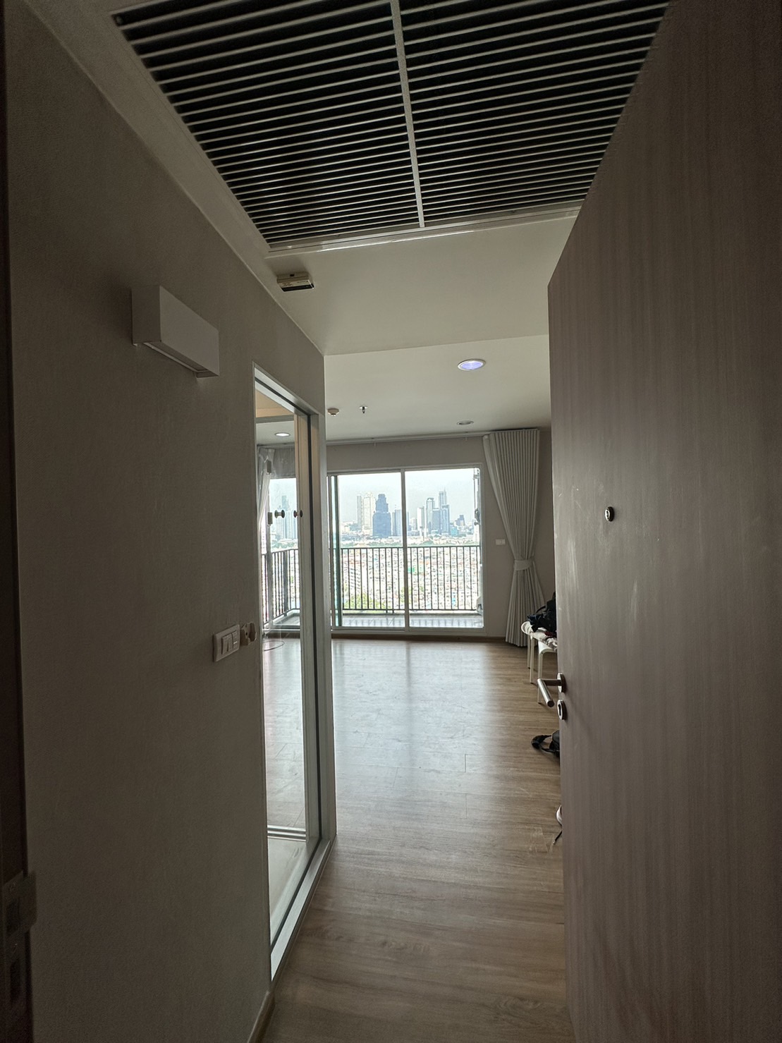 ขายห้องเปล่าคอนโด Fuse Chan - Sathorn (ฟิวส์ จันทน์-สาทร) 2 ห้องนอน 2 ห้องน้ำ ขนาด 57.20 ตรม