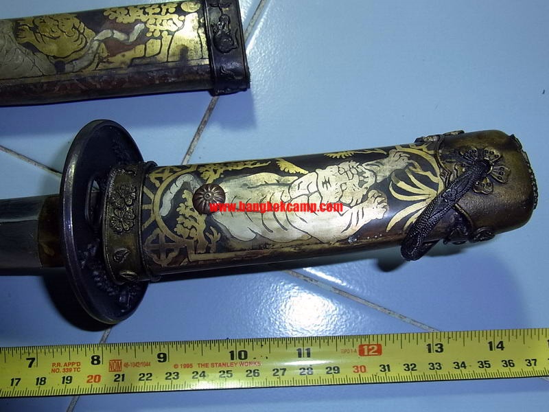 ซามูไรสั้น ดาบญี่ปุ่น ลายเสือเล่มเล็ก ฮาราคีรี กระไหล่เงิน ใบมีดเป็นเหล็กลาย (ใบมีดดามัสกัส)