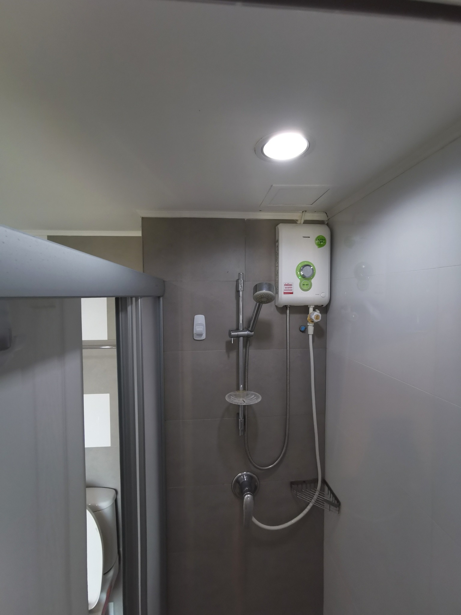ให้เช่าคอนโด Lumpini Place Ratchayothin (ลุมพินี เพลส รัชโยธิน) ห้อง 1 Bedroom ขนาด 28 ตร.ม. อาคาร A ชั้น 11 เฟอร์นิเจอร์ Built-in สไตล์วินเทจ หัวนอนทิศตะวันออก