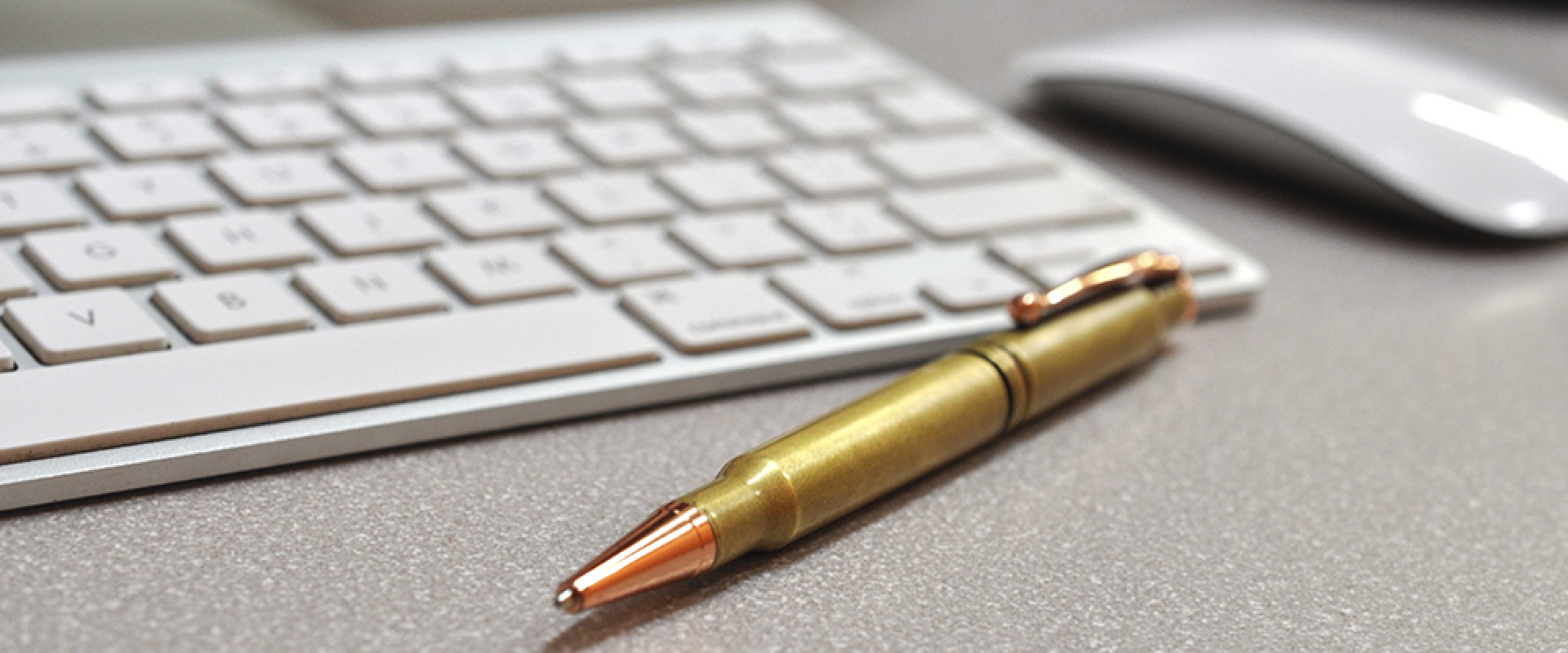 ปากกา UZI Bullet Ball Point Pen