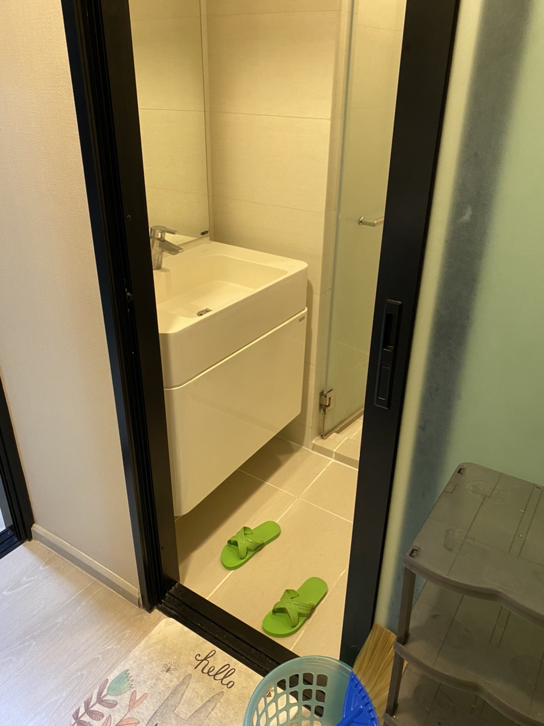 ให้เช่าคอนโด Condolette Midst Rama 9 (คอนโดเลต มิสท์ พระราม 9) ห้องสตูดิโอ 1 ห้องน้ำ ขนาด 23 ตรม ชั้น 14 ทิศตะวันออกไม่ร้อน ไม่มีตึกบัง วิวดีมาก ราคาเช่า 14,000 บาท