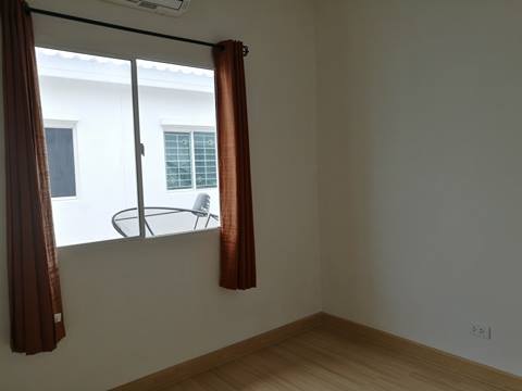 รหัสทรัพย์ 21961 ขายทาวน์โฮม Pleno รัตนาธิเบศร์-ชัยพฤกษ์ โครงการของ AP (บ้านค่อนข้างใหม่) พร้อมเข้าอยู่