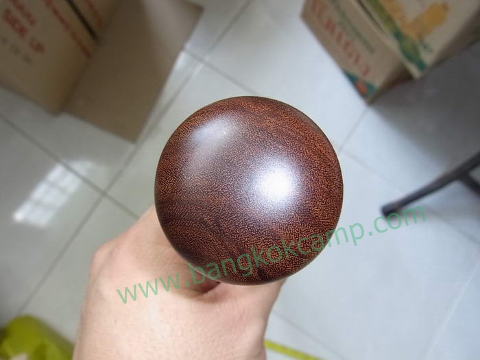 ไม้มงคลหายาก. ไม้ตะพด(ไม้แก่นมะขาม) ท่อนเดียวยาวตลอด ลายสวย ยาว 92ซม.