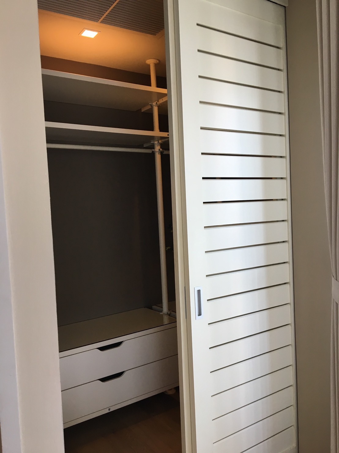 ขาย / ให้เช่าคอนโด 1 ห้องนอน ติด BTS พร้อมพงษ์ ซอยสุขุมวิท 26 ข้างๆห้าง The Emporium ค่ะ ชื่อโครงการ Noble Refine (โนเบิล รีไฟน์)