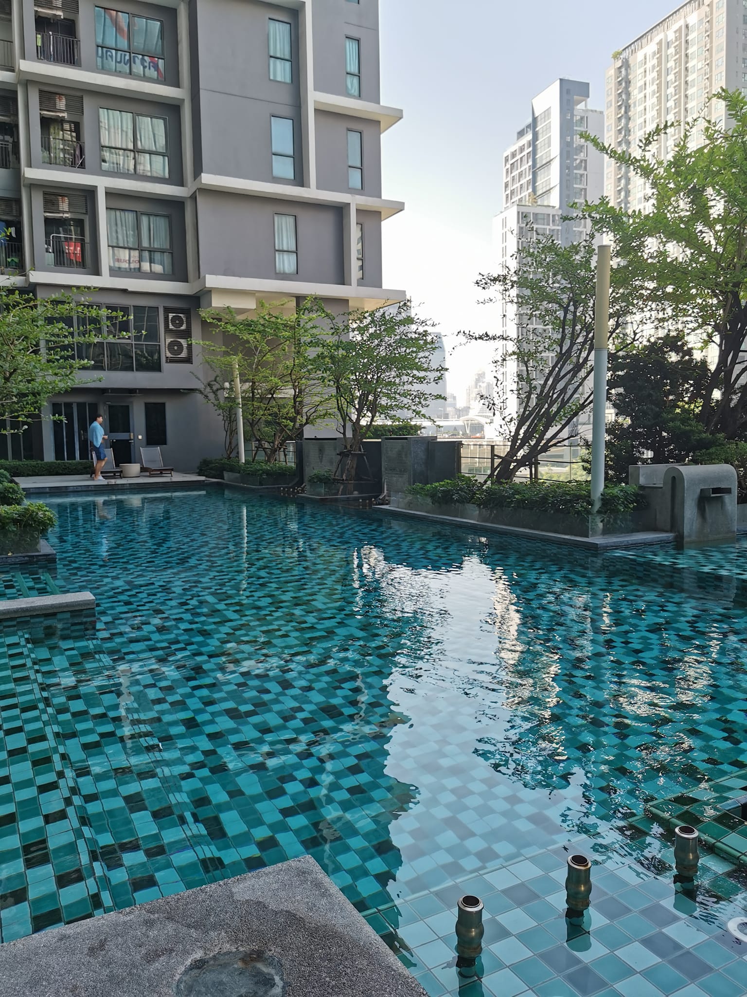 คอนโดให้เช่า คอนโดให้เช่า ที่ IDEO Mobi Rama 9 (ไอดีโอ โมบิ พระราม 9) ใกล้ BTS พระรามเก้า 2 ห้องนอน