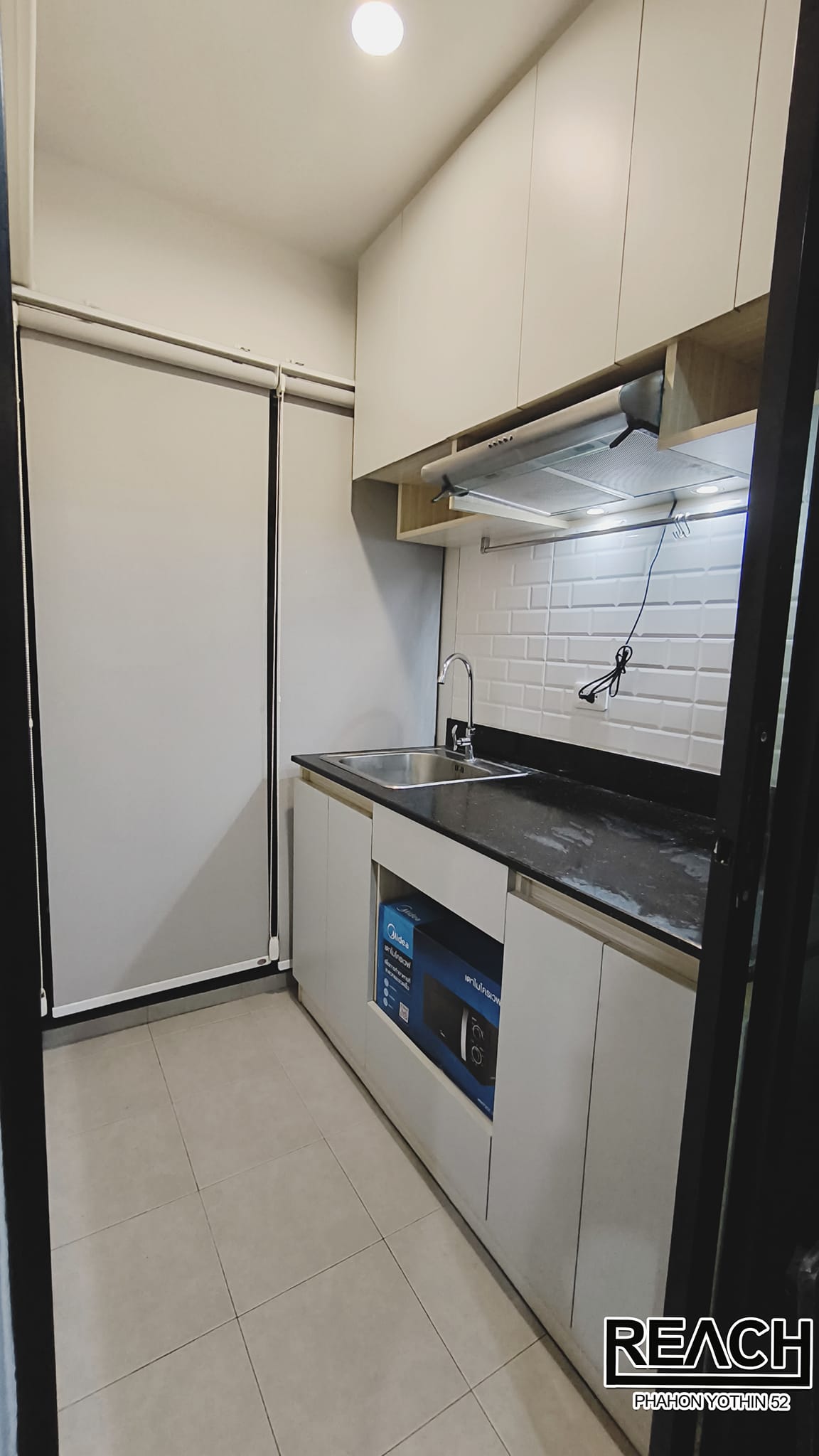 ให้เช่าคอนโด รีช พหลโยธิน 52 (Reach Phaholyothin 52) มีวินมอ'ไซต์หน้าคอนโด BTS สถานีสะพานใหม่ 400 ม.
