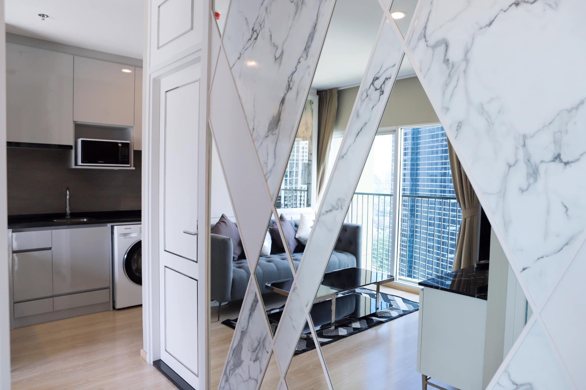 ขาย/เช่าคอนโด Noble Revolve Ratchada 2 โนเบิล รีวอลฟ์ รัชดา 2 ชั้น 18 แบบ 2 ห้องนอน ขนาด 52.86 ตรม.