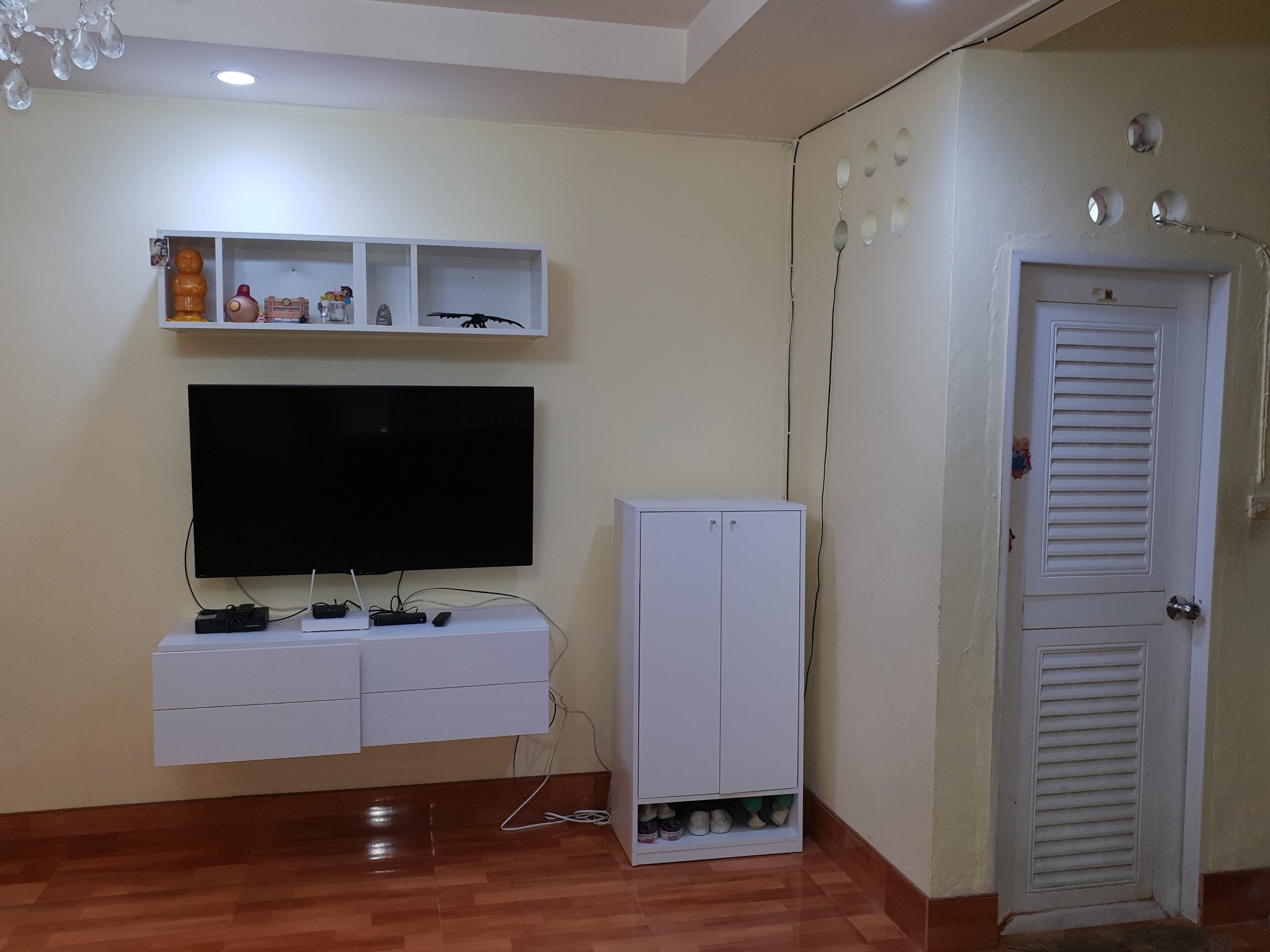 ขาย / เช่าบ้านแฝด 2 ชั้น หมู่บ้าน รังสิยา ซ.อุดมสุข 58 ถ.สุขุมวิท 103 ขายราคา 5.5 ล้าน 3 ห้องนอน