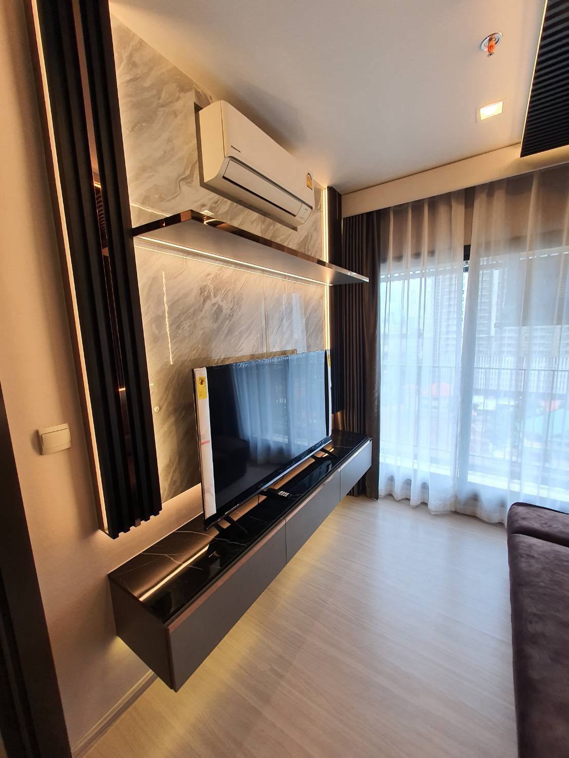 🏙 ให้เช่าคอนโด ไลฟ์ อโศก ไฮป์ / For Rent Condo Life Asoke Hype