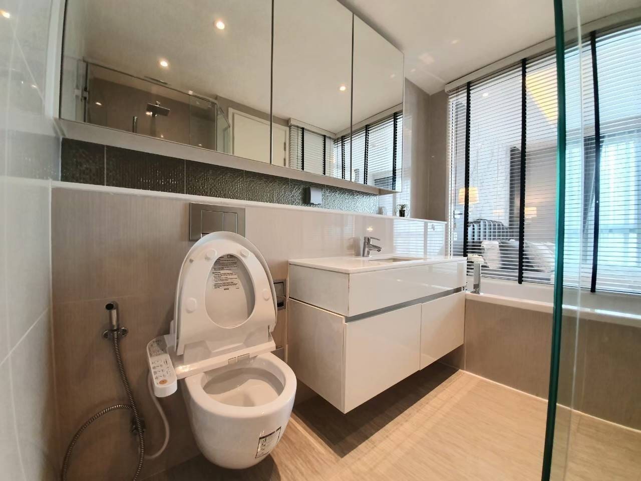 ขาย / เช่า คอนโด H Sukhumvit 43 (เอช สุขุมวิท 43) ห้อง 99/81 แบบห้อง 2 ห้องนอน 2 ห้องน้ำ ชั้น 10 ขนาด 71.47 ตรม