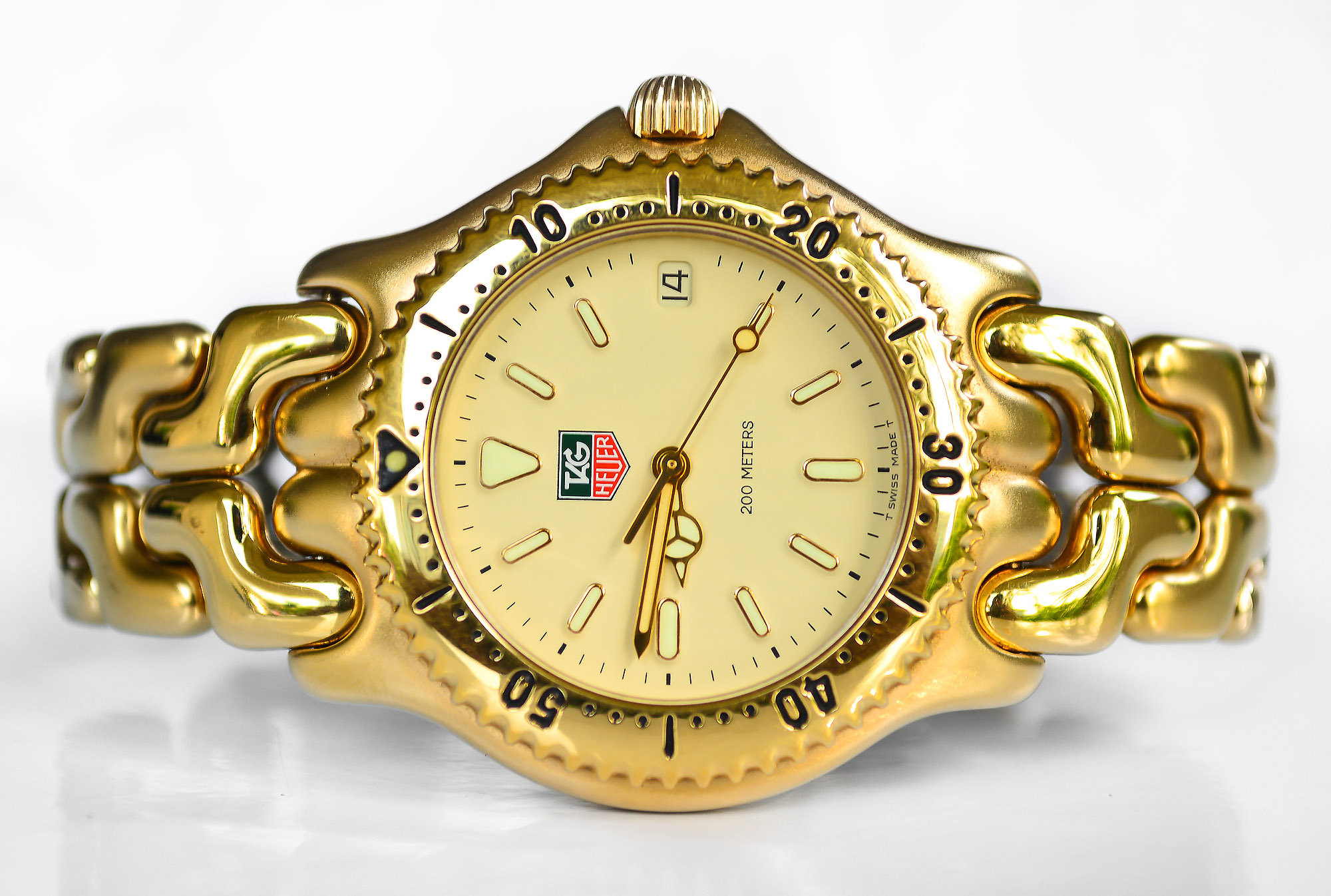 Tag Heuer ก้างปลา King size Quartz เรือนทอง (Sold)