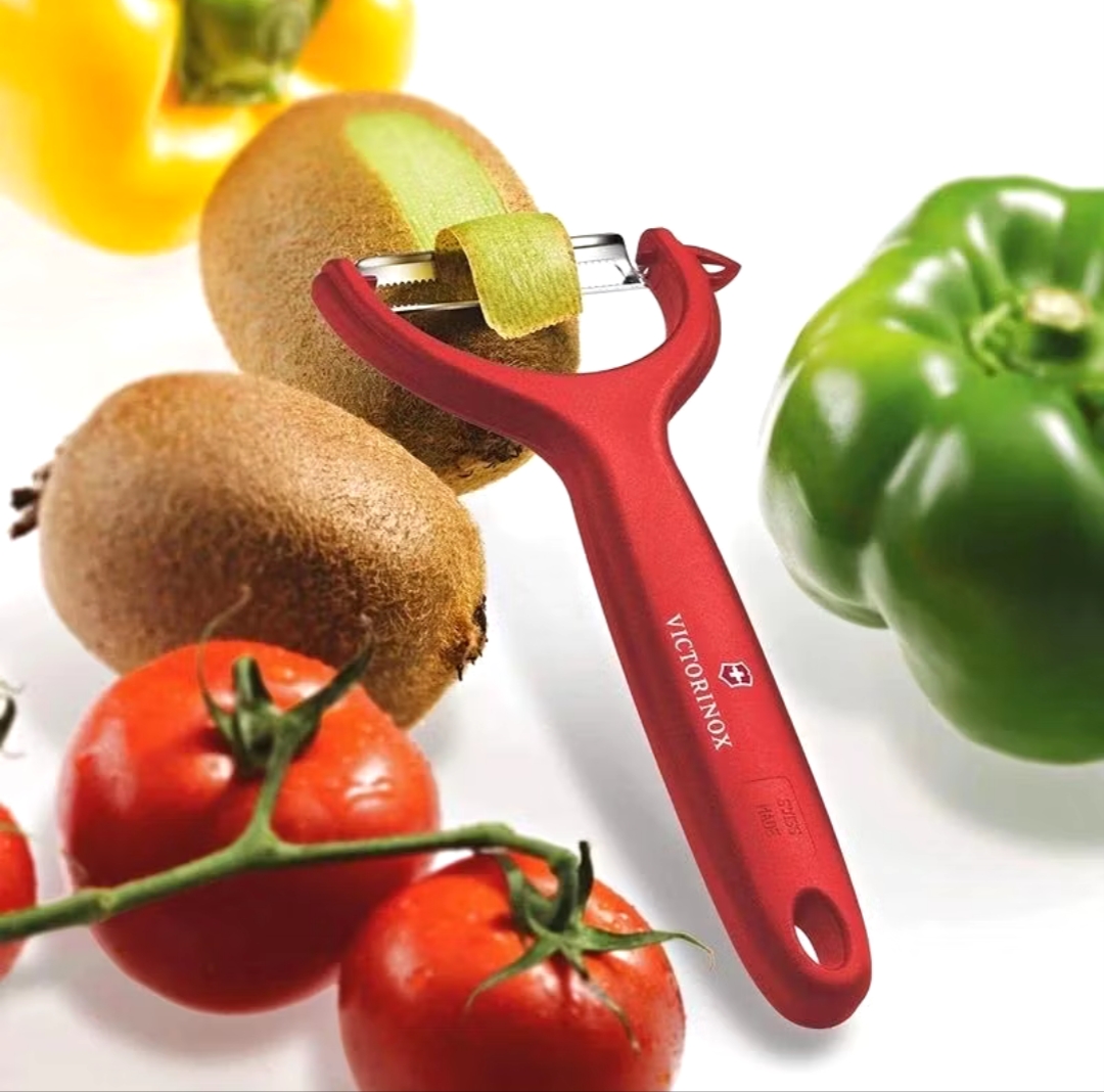 VICTORINOX Tomato and Kiwi Peeler ที่ปอกเปลือก..Made in Switzerland สีชมพู (7.6079)