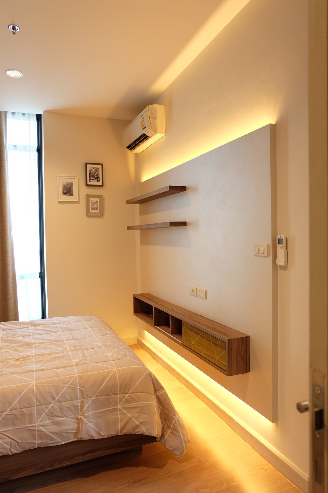 ให้เช่าคอนโดThe Capital Ratchaprarop-Vibha (เดอะ แคปิตอล ราชปรารภ-วิภา) 1 ห้องนอน 1 ห้องน้ำ