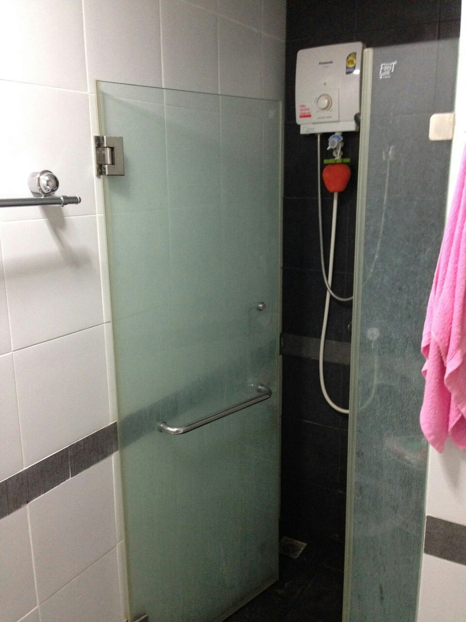 ขายคอนโด เอ สเปช อโศกรัชด-ดินแดง ราคา 2.4 ล้าน พื้นที่ 35 ตร.ม 1 ห้องนอน 1 น้ำ 1 ห้องนั่งเล่น วิวสวน