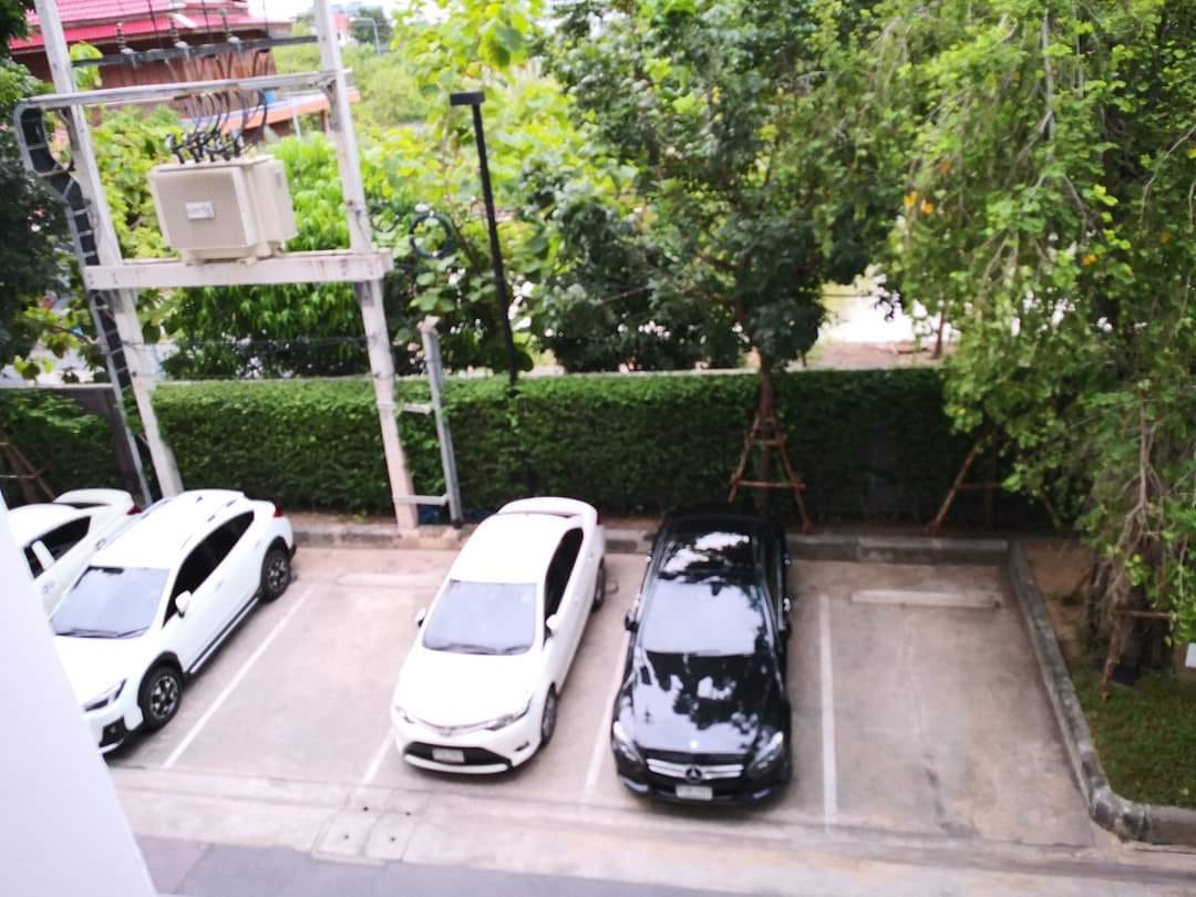 ให้เช่าคอนโด ดีคอนโด แคมปัส รีสอร์ท บางนา DCONDO CAMPUS RESORT Bangna ห้องกว้าง พื้นที่ 30 ตร.ม. ตึก A ชั้น 3 ห้องแต่งครบพร้อมอยู่