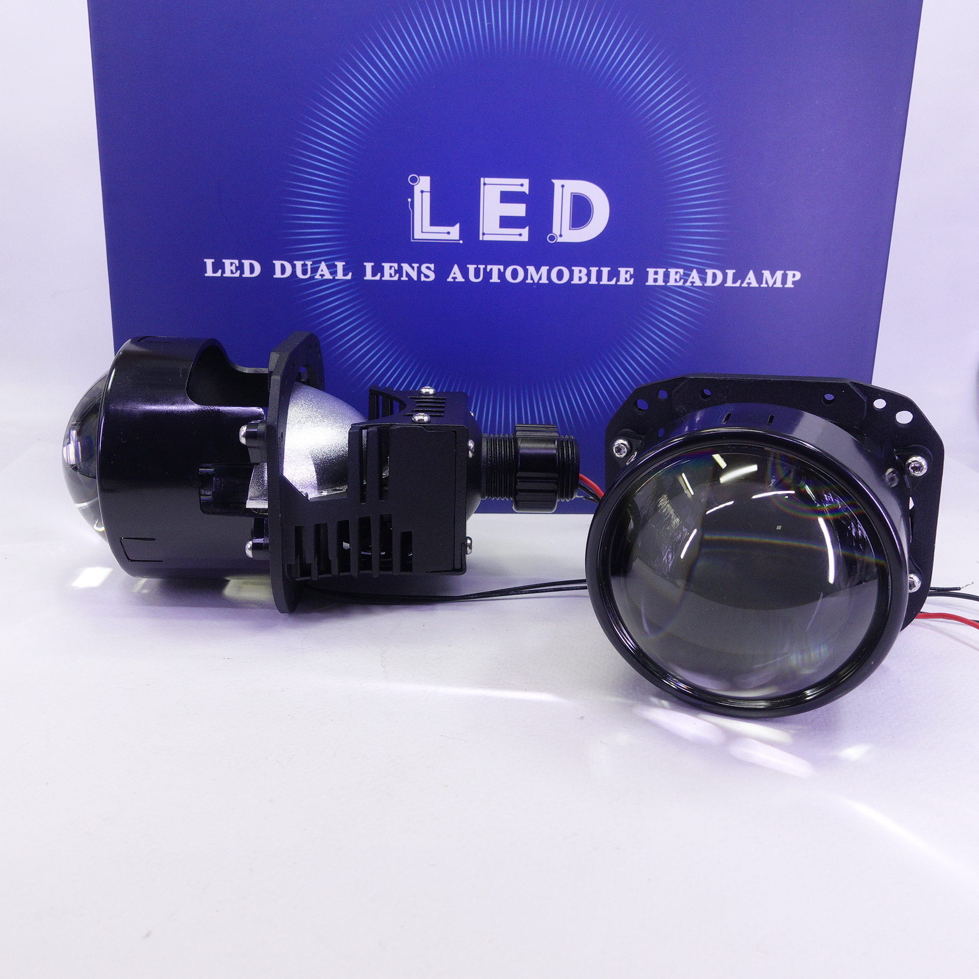 โปรเจคเตอร์ Bi LED 2.5 นิ้ว Clear lens 55W รุ่น V9 จำนวน 1 คู่ รับประกัน 1 ปี