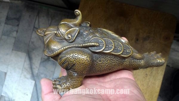 คางคกสามขาคาบเหรียญ (กิมเซียมซู) คางคก3ขาทองเหลือง