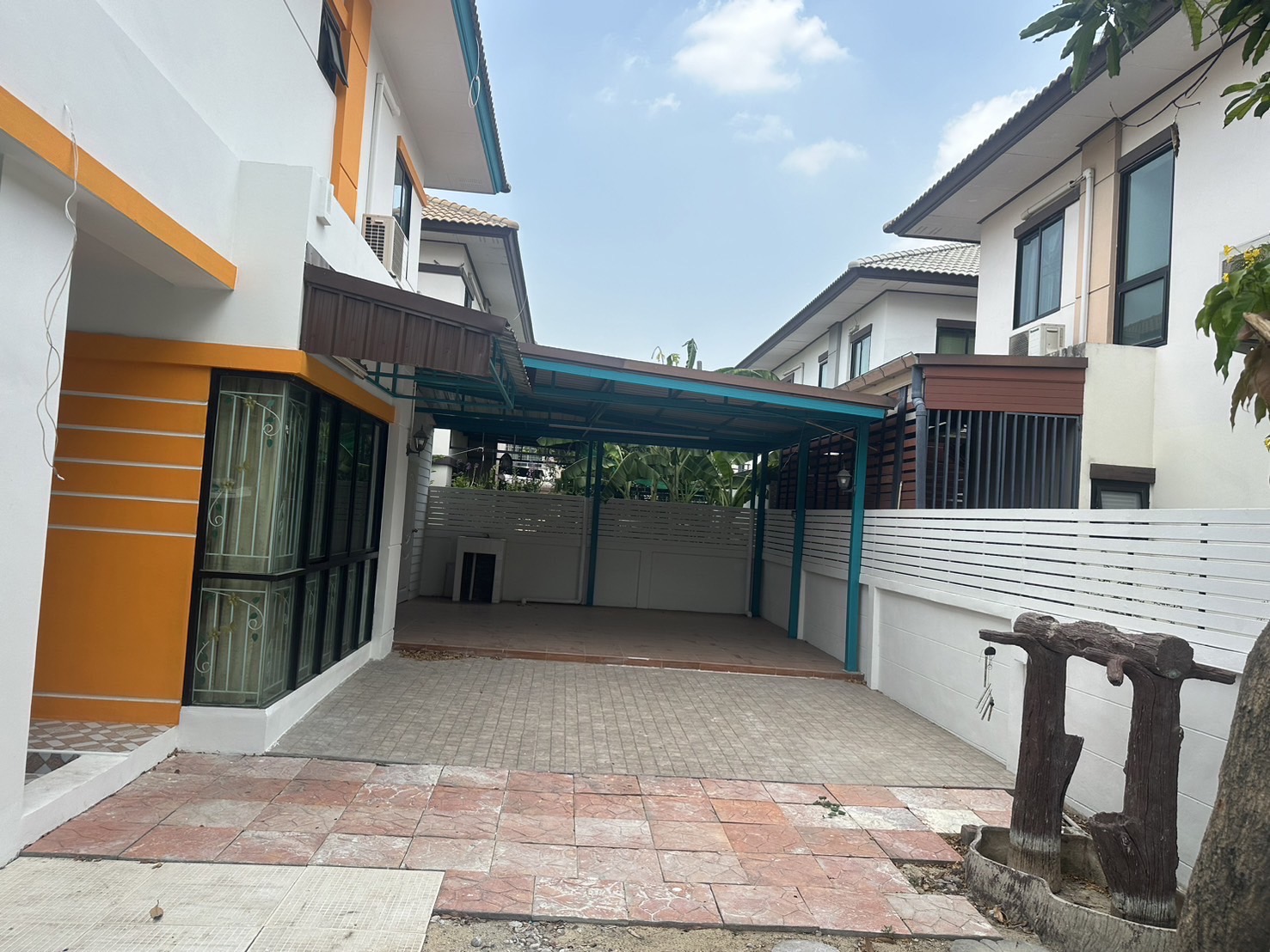 ขายบ้านเดี่ยวรีโนเวทใหม่ทั้งหลัง Baan Fah Piyarom Nesto - บ้านฟ้าปิยรมย์ เนสโต้ ลำลูกกา คลอง 6