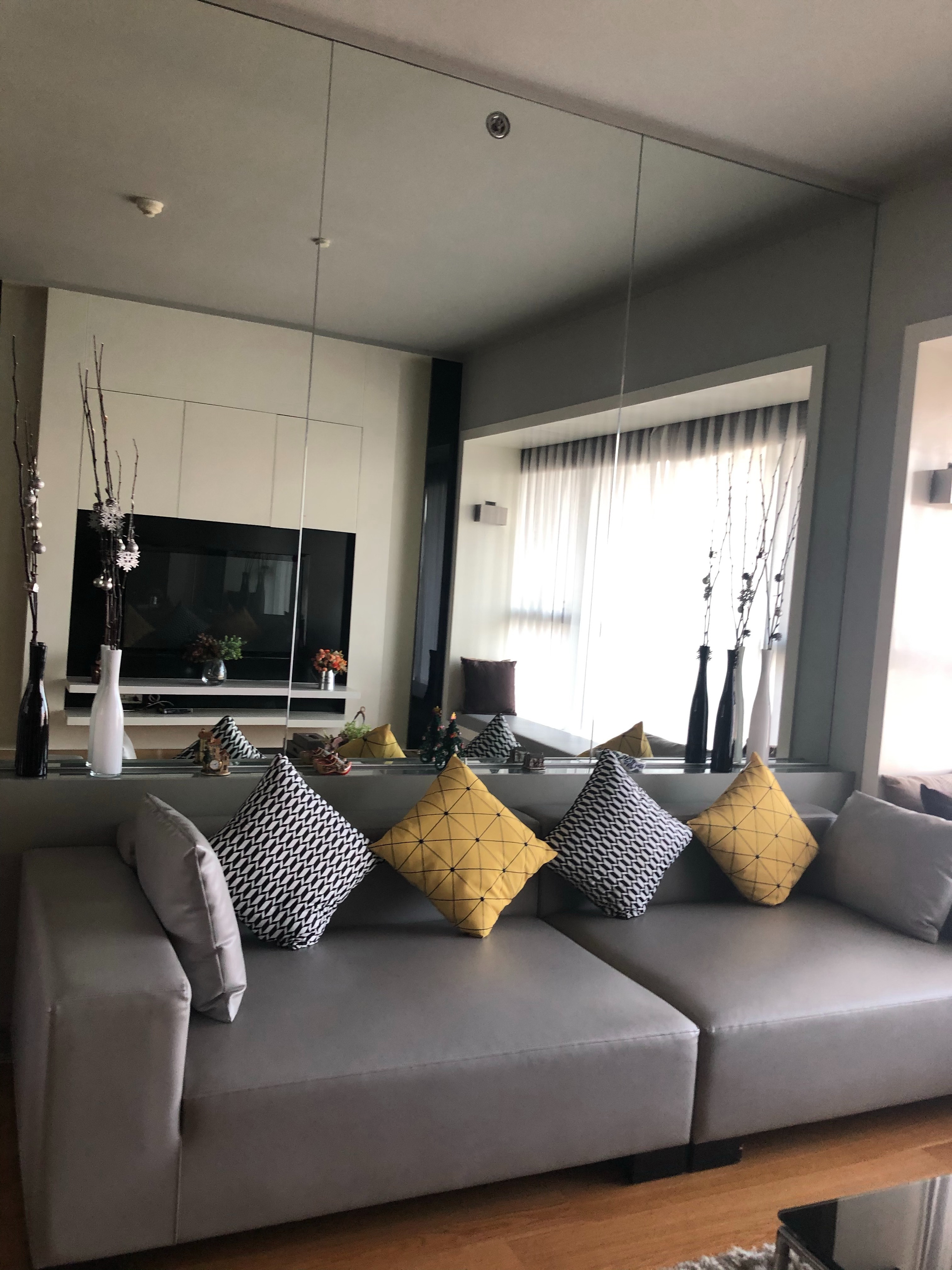 ขาย / เช่าคอนโด The Met (เดอะ เม็ท) 2 ห้องนอน 2 ห้องน้ำ ขนาด 96 ตรม ชั้น 23 (ห้อง 123/292) ห้องสวย