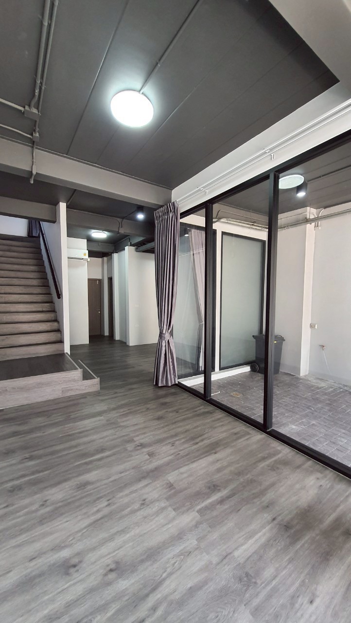 ขาย / เช่า โฮมออฟิศโครงการ เดอะ ไพรด์ สุขุมวิท 77 - The Pride Sukhumvit 77 4 ชั้นครึ่ง