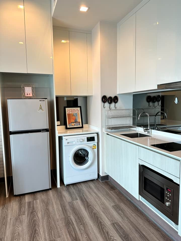 ให้เช่าคอนโด Q Asoke (คิว อโศก) 🚇 ติด MRT เพชรบุรี ทางออก 2