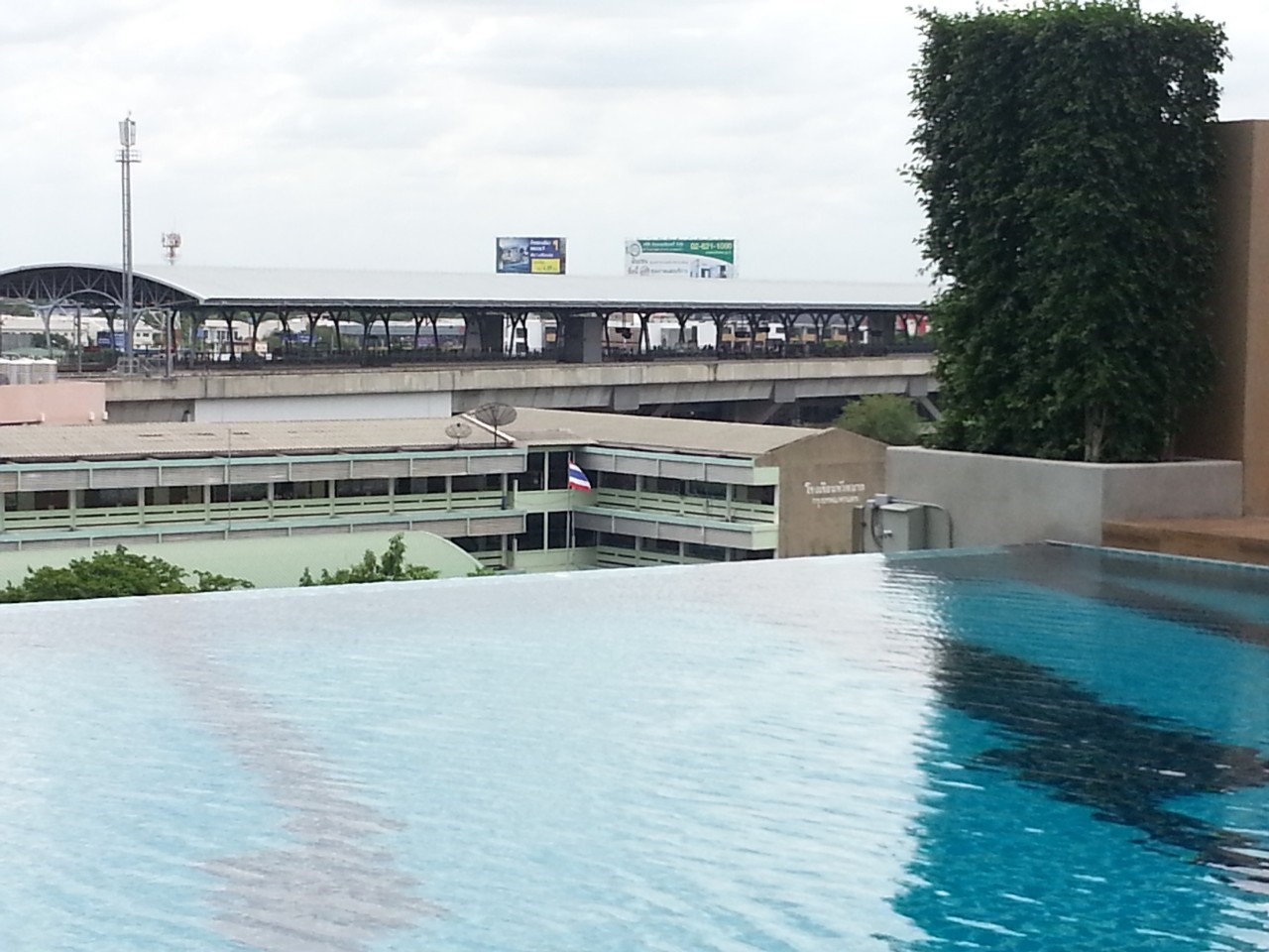 ขาย / เช่าคอนโด Lumpini Place Srinakarin - Huamak Station ลุมพินี เพลส ศรีนครินทร์-หัวหมาก สเตชั่น 1 ห้องนอน 1 ห้องน้ำ ขนาด 26 ตรม