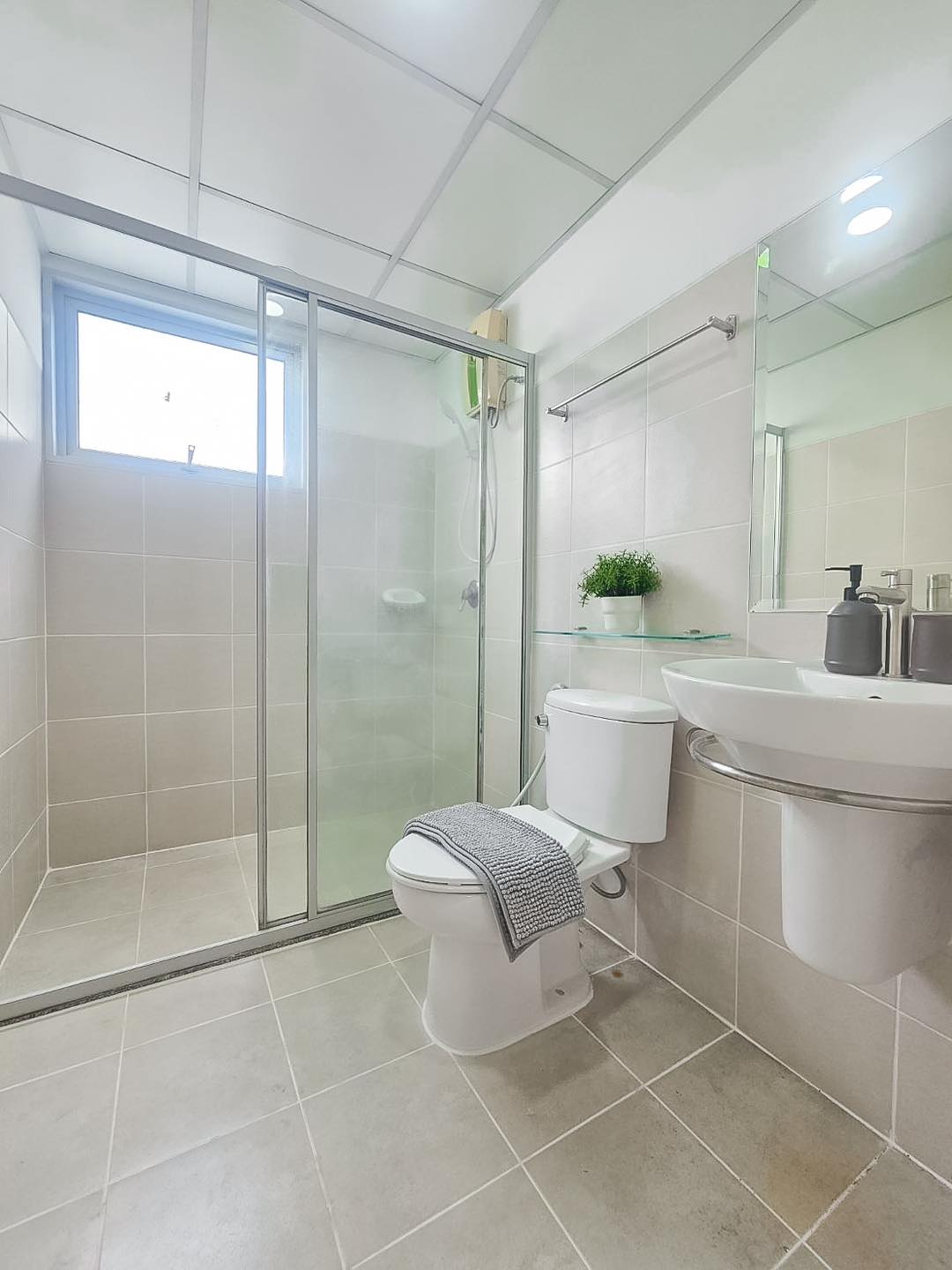 💥ขายด่วน! คอนโด Supalai Park Kaset (ศุภาลัย ปาร์ค เกษตร) ห้องใหญ่ วิวสระ ค่าส่วนกลางถูก ที่จอดรถเยอะมาก!