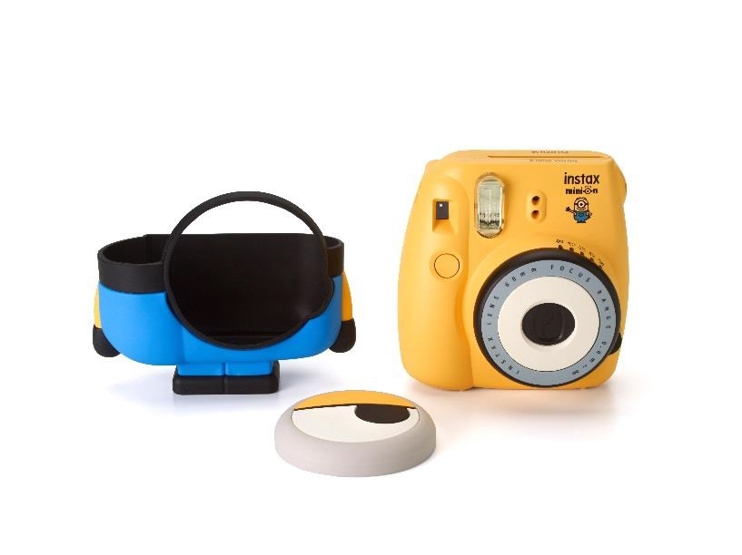 Fujifilm instax mini 8 minions กล้องโพรารอยด์ ***ไม่มีจำหน่ายแล้ว