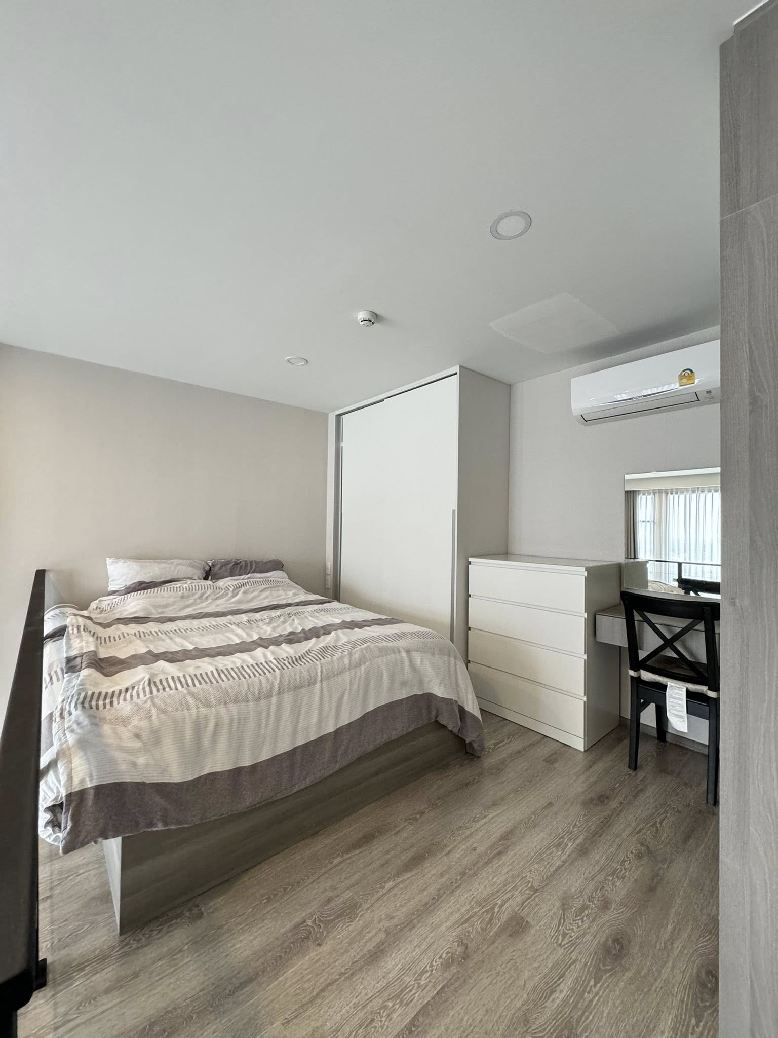 🌟 ให้เช่า Knightbridge Kaset Society (ไนท์บริดจ์ เกษตร โซไซตี้) 🌟 ✨ ห้อง Duplex ชั้น 20 (ชั้นบนสุด) วิวสวย โปร่งโล่ง เป็นส่วนตัวสุด ๆ