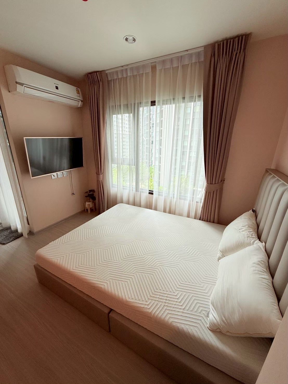 ขาย/ให้เช่าคอนโด แอสไพร์ เอราวัณ ไพรม์ / For Sale–Rent Aspire Erawan Prime (English below)