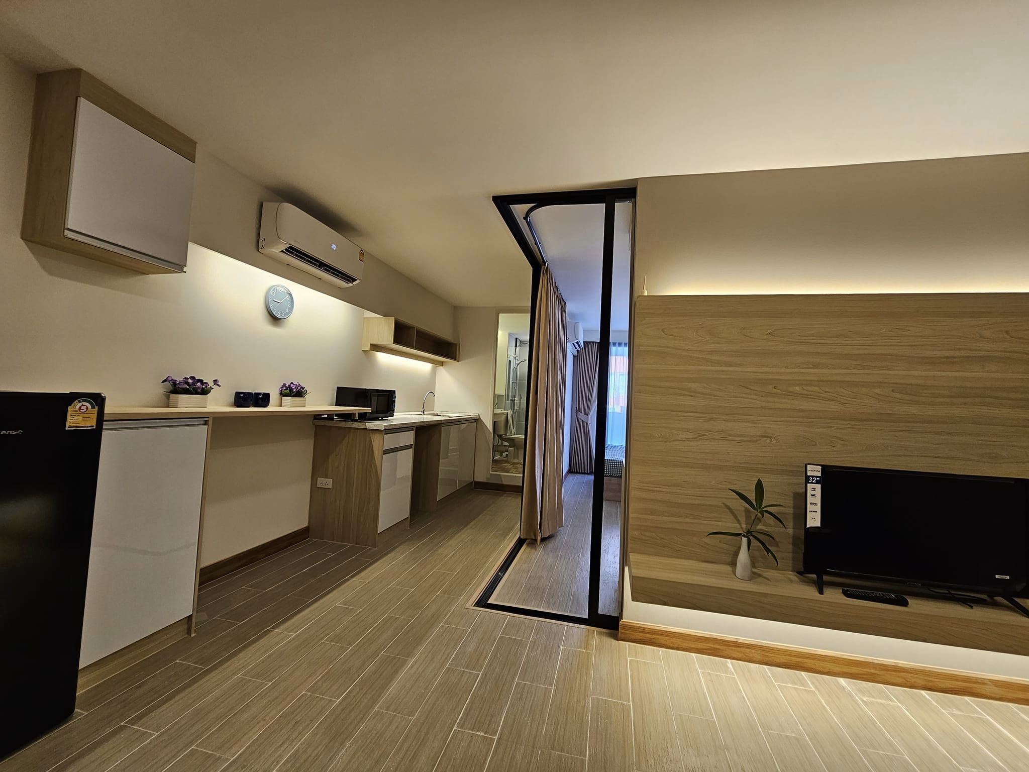 ให้เช่าคอนโด Level Condo Bang Na (เลเวล คอนโด บางนา) 1 ห้องนอน 1ห้องน้ำ ห้องนั่งเล่น ห้องกว้าง 41ตรม. สะอาด ปลอดภัย มีรปภ 24ชม.