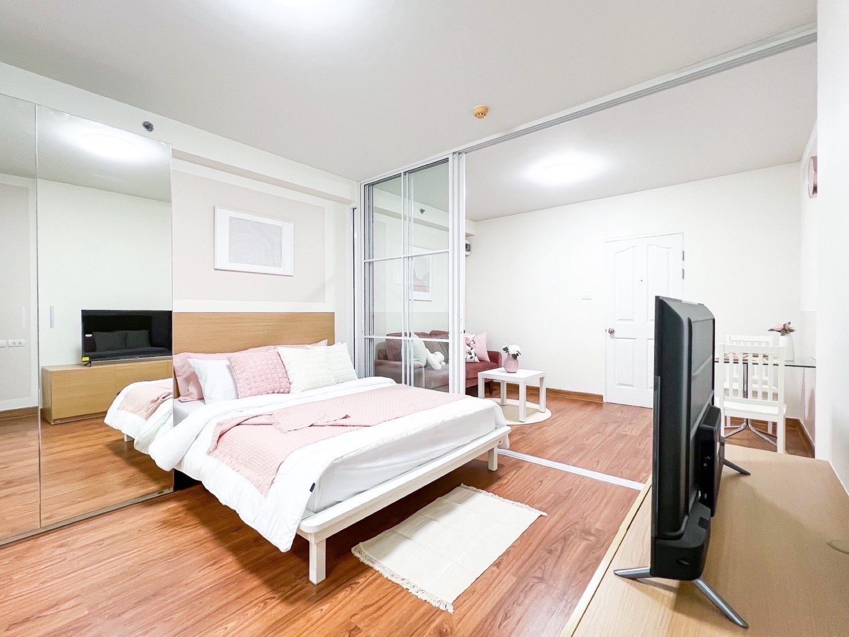 ✨ ห้องใหม่ แกะกล่อง คอนโด ซิตี้โฮม รัตนาธิเบศร์ (City Home Rattanathibet) ว่างพร้อมเข้าอยู่! โปรโมชั่นเดือนนี้ ค่าเช่าเพียง 8,000 บาท/เดือน ภาพถ่ายจากห้องจริง สภาพห้องตามรูป💥