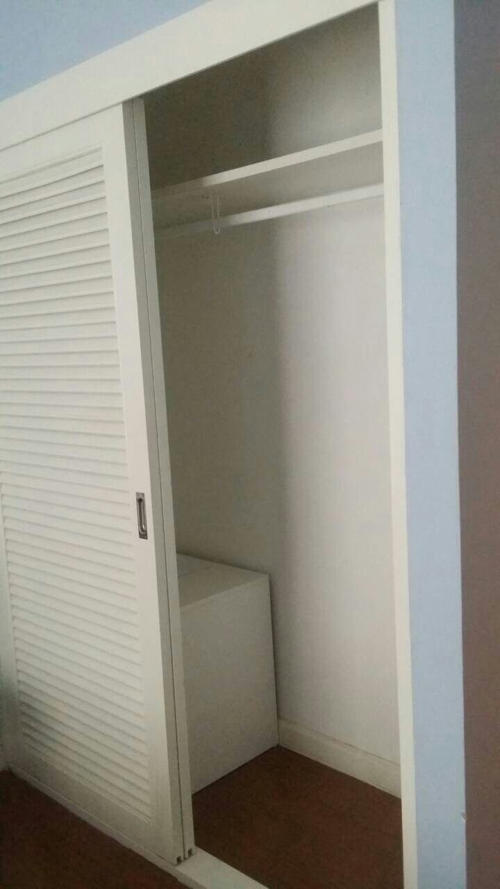 ให้เช่าคอนโด เอ สเปซ เพลย์ รัชดา- สุทธิสาร ห้องริมสระว่ายน้ำ ขนาด 48 ตรม. 1 Bedroom ตึกเอ ริมสระว่ายน้ำ ตกแต่งสวยพร้อมเข้าอยู่