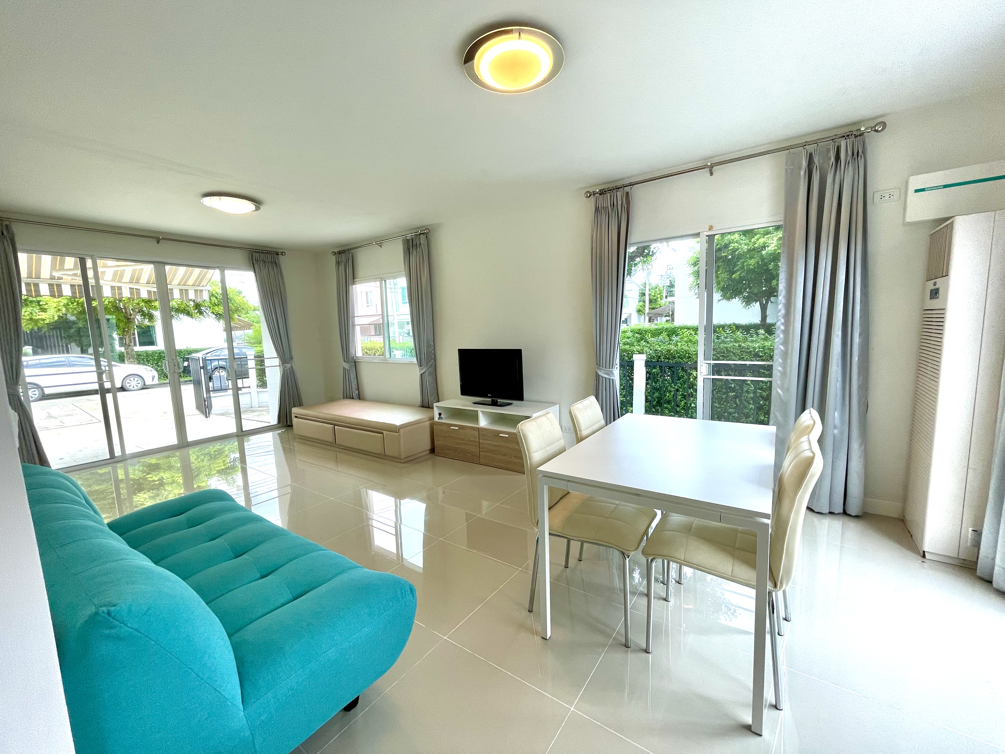 ขาย / ให้เช่าทาวน์โฮม 2 ชั้น โครงการ พลีโน่ วงแหวน-รามอินทรา Pleno Wongwaen-Ramintra 3 ห้องนอน 2 ห้องน้ำ ขนาด 29.9 ตรว