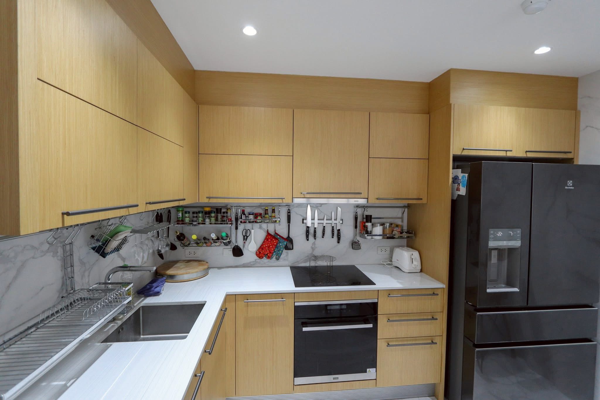 ðĄâĻ āđāļŦāđāđāļāđāļēāļāļāļāđāļ āļāđāļēāļāļŠāļēāļĢāļŠāļīāļ āļāļāļāđāļāļĄāļīāđāļāļĩāļĒāļĄ / Baan Sarasin Condominium âĻ