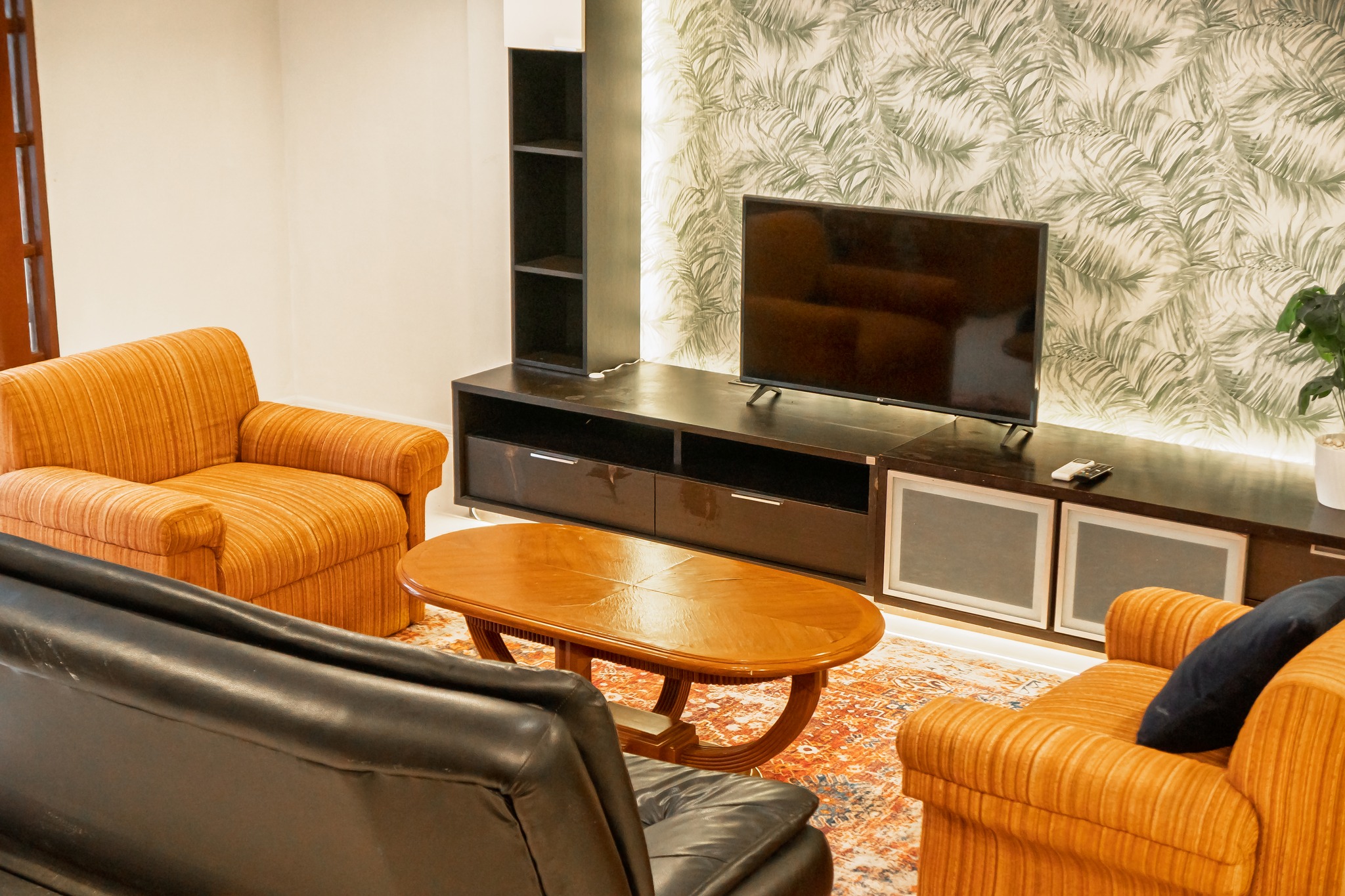 🏡 ให้เช่าทาวน์โฮมหรู Tropical House ทองหล่อ 25 / For Rent Tropical House Thonglor 25 ( English below )