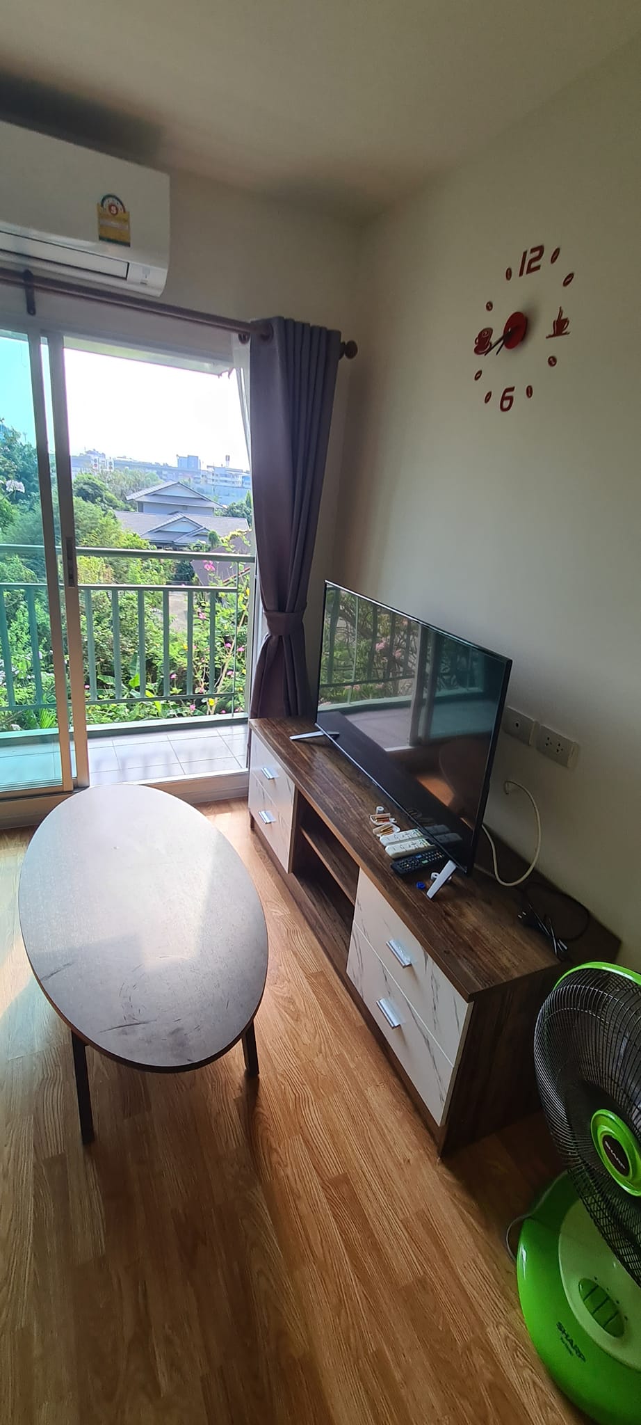 ให้เช่าคอนโด Lumpini Ville Sukhumvit 76 - Bearing Station 2 (ลุมพินี วิลล์ สุขุมวิท 76 - แบริ่ง สเตชั่น 2) ใกล้BTS แบริ่ง และ รถไฟฟ้า BTS สำโรง มีรถโครงการ Shuttle Bus รับ-ส่ง ยังBTS