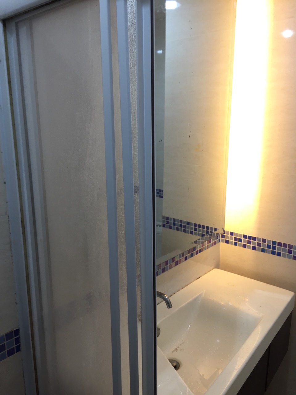 ขายถูกคอนโด Life @ Phahon18 ( ไลฟ์ แอท พหลฯ18 )(พหลโยธิน 18) แบบ 2 ห้องนอน 2 ห้องน้ำ ราคา 5.2 ล้าน ฟรีโอน พื้นที่ 62 ตร.ม ชั้น 2 (ห้อง19) ห้องมุม ทิศตะวันออก พร้อมเฟอร์