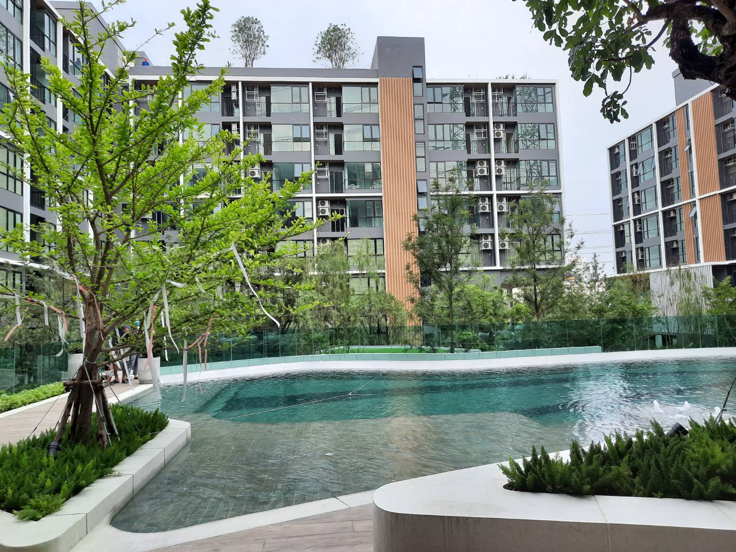 ให้เช่าคอนโด แอทโมซ แจ้งวัฒนะ Atmoz Chaengwattana คอนโด Fully Furnished ติดถนนเลียบคลองประปา