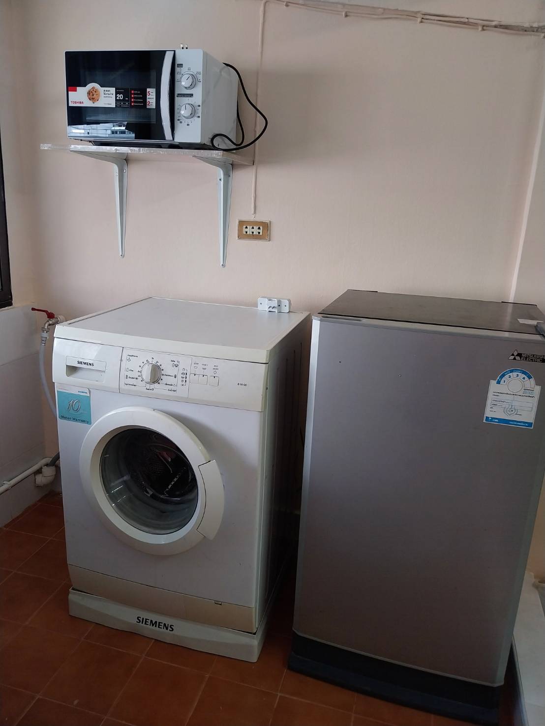 ให้เช่าคอนโด ประดิพัทธ์ คอนโดมิเนียม (ถ.ประดิพัทธ์ ซ.3 / ถ.พระรามที่ 6 ซ.45) รีโนเวทใหม่ ชั้น 3