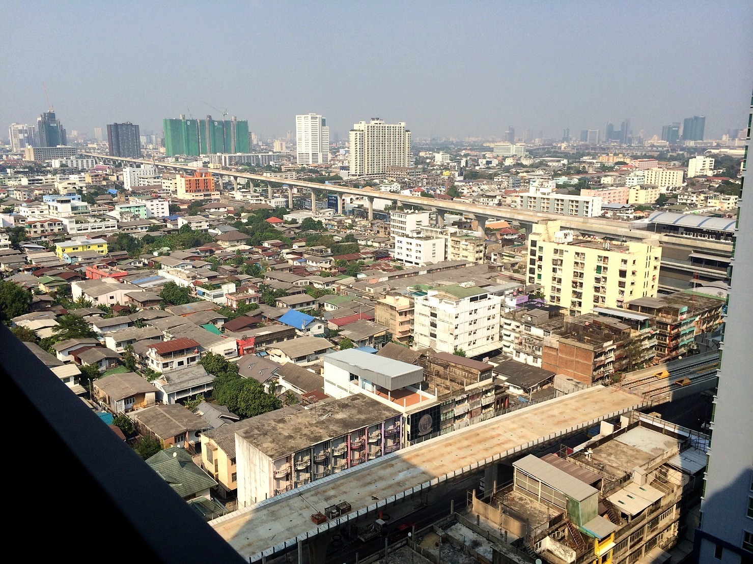 ขายคอนโดโครงการ The Tree Interchange เดอะ ทรี อินเตอร์เชนจ์ ห้อง1 bed-studio ชั้น 23 พื้นที่ 30.21 ตร.ม