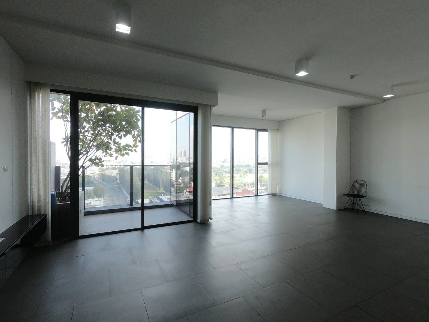 ห้เช่าคอนโด Siamese Ratchakru (ไซมิส ราชครู) 1 ห้องนอน หรือทำเป็นโฮมออฟฟิศ 1 ห้องน้ำ ขนาด 90