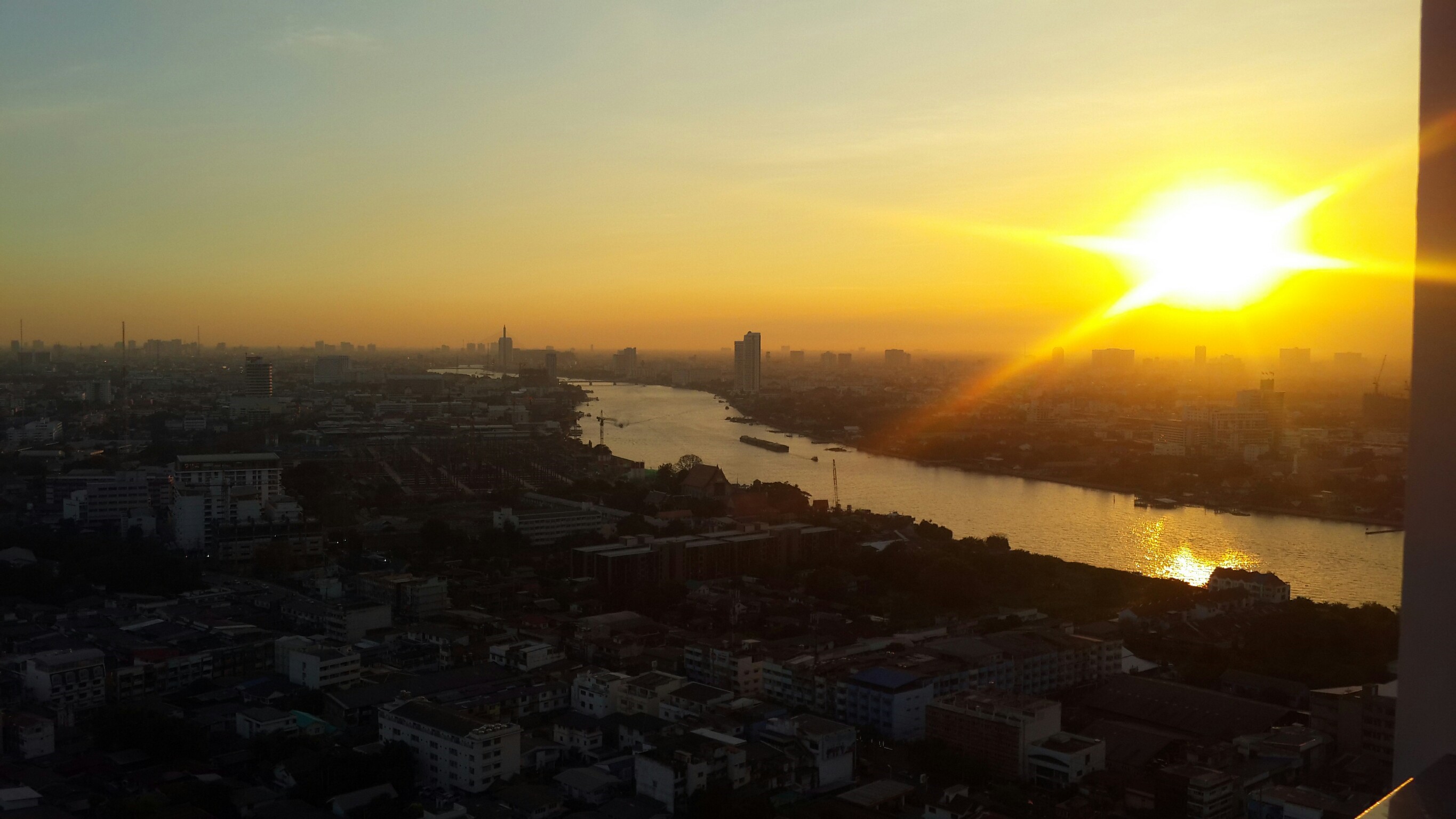 ให้เช่าคอนโด the tree interchange 1 ห้องนอน 1 ห้องน้ำ ชั้น 37 กับ 40 ตึกA 4029 กับ 3703 ทิศใต้คะ วิวแม่น้ำ รัฐสภาคะ ราคา 12,000 บาท full furniture