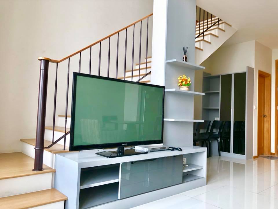 ให้เช่าคอนโด The Emporio Place (ดิ เอ็มโพริโอ เพลส) 1 ห้องนอน 1 ห้องน้ำ ห้องDuplex ขนาด 72.68 ตรม ชั้น18