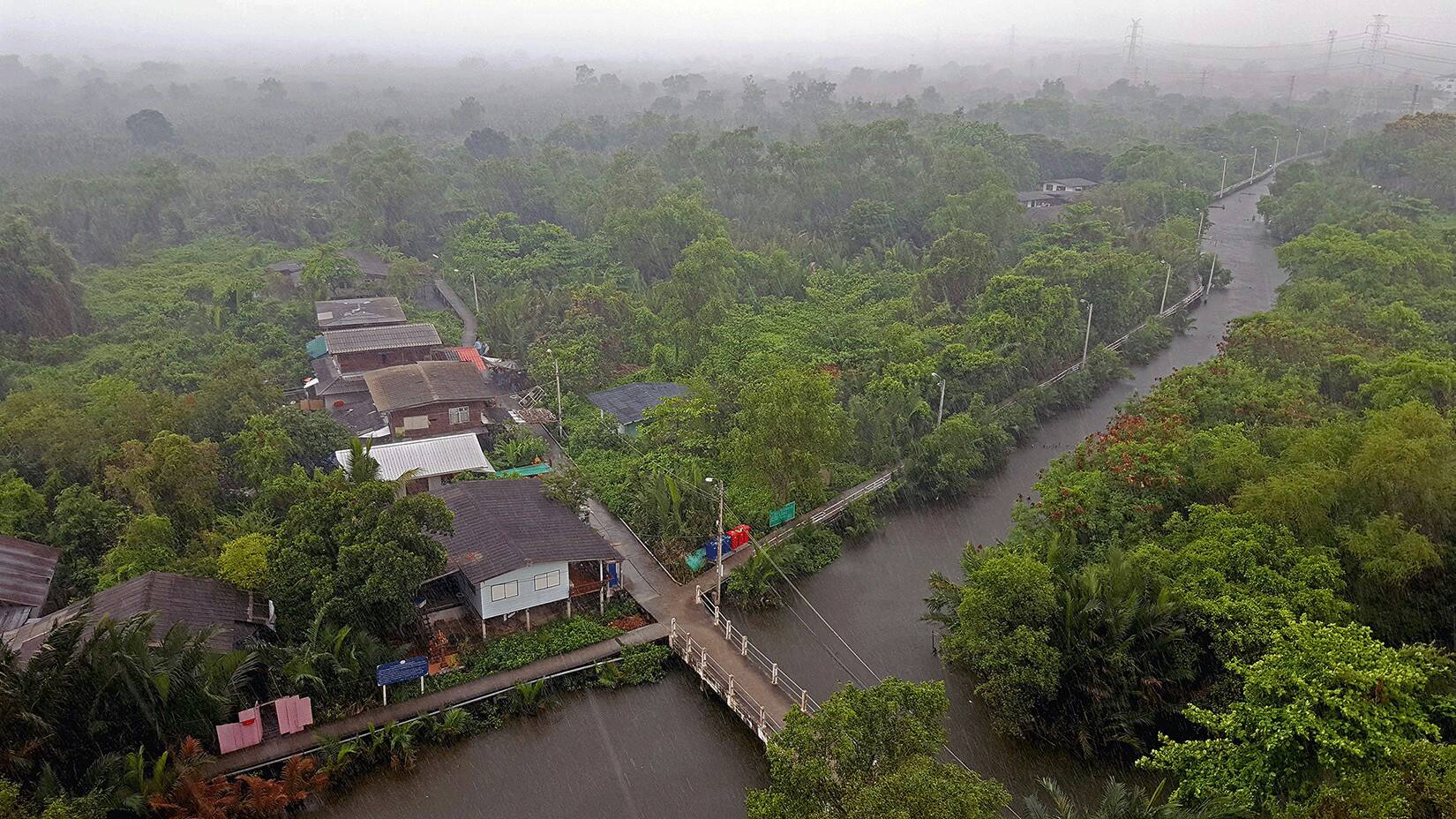 ขายคอนโด Aspire Erawan (แอสปาย เอราวัณ) 2 ห้องนอน 2 ห้องน้ำ 47 ตรม. เป็นห้องมุม