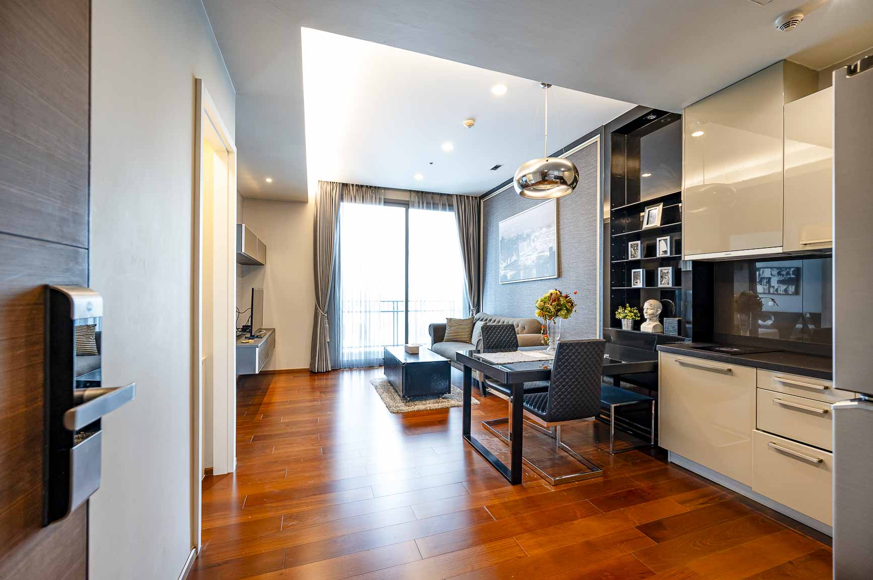 ✨ ให้เช่าคอนโดหรู Quattro by Sansiri ✨