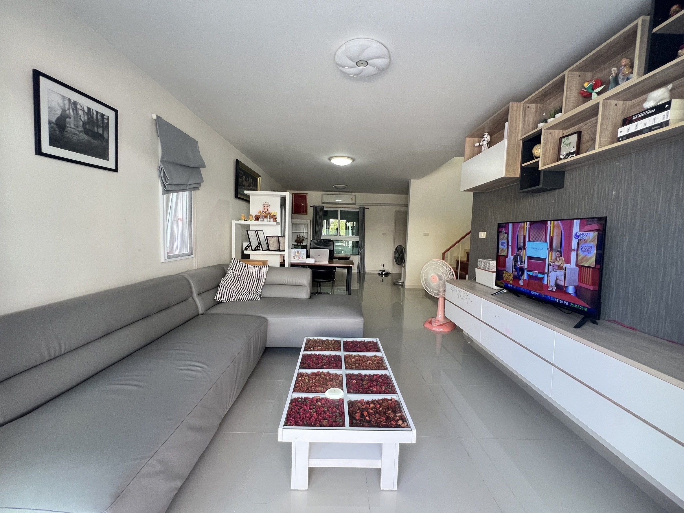 ขาย / ให้เช่า ทาวน์โฮม 2 ชั้น หมู่บ้านประภาทรัพย์ รามอินทรา-หทัยราษฎร์ ขาย 3.6 ล้าน