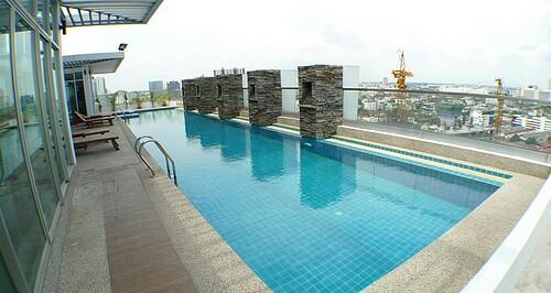 The LIGHT LadPhrao เดอะไลท์ ลาดพร้าว คอนโดมิเนียม ให้เช่า